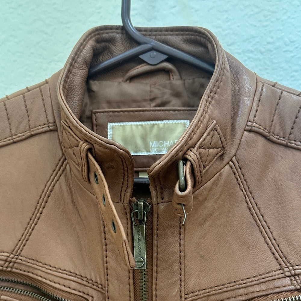 Michael Kors Tan Leather Jacket, Soft and Vintage - Picture 6 of 14
